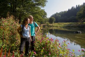 Wanderer an der Schwarzach